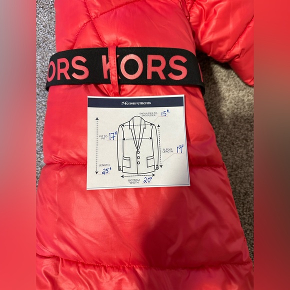 Girl’s Michael Kors Logo Belt Puffer Coat in Red Size 7/8 - Picture 9 of 9